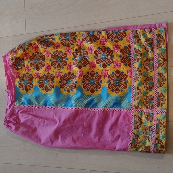 🆕HANDCRAFTED Sparkle Floral Pattern Lace Detail Pencil Skirt w Elastic Waist - Picture 1 of 7